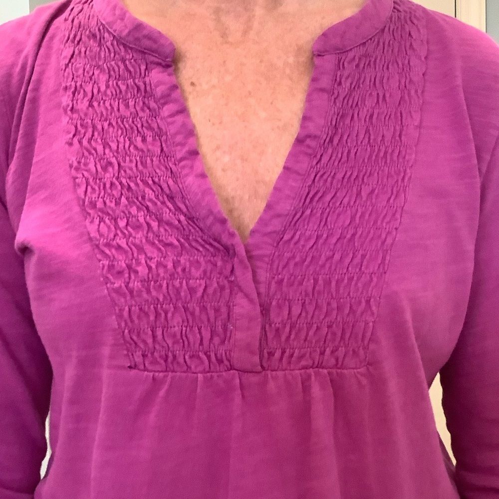 🍓 LOFT Raspberry V-Neck Top with 3/4 Sleeves and Smocked Detail – Size Medium - Picture 3 of 6